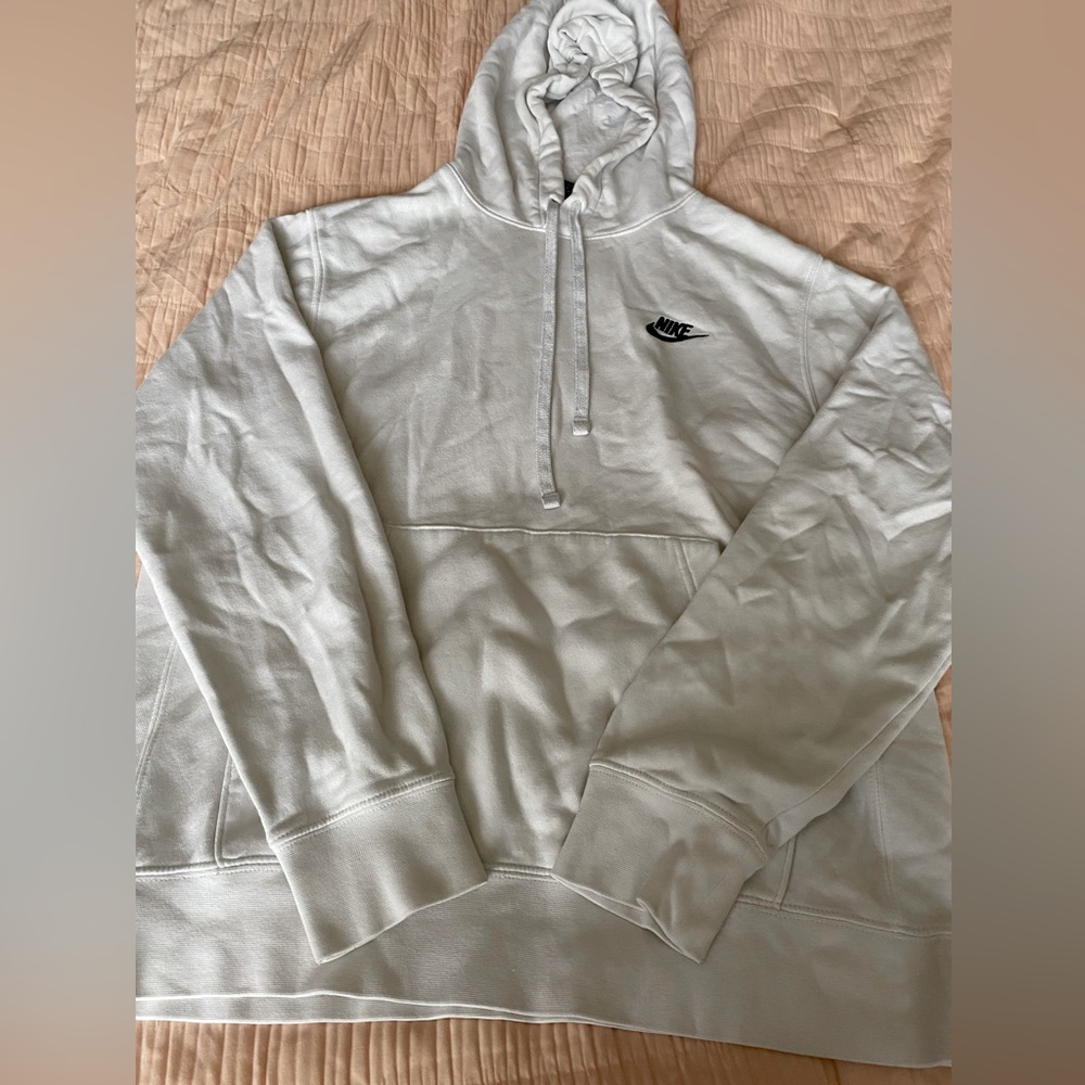 WHITE NIKE HOODIE